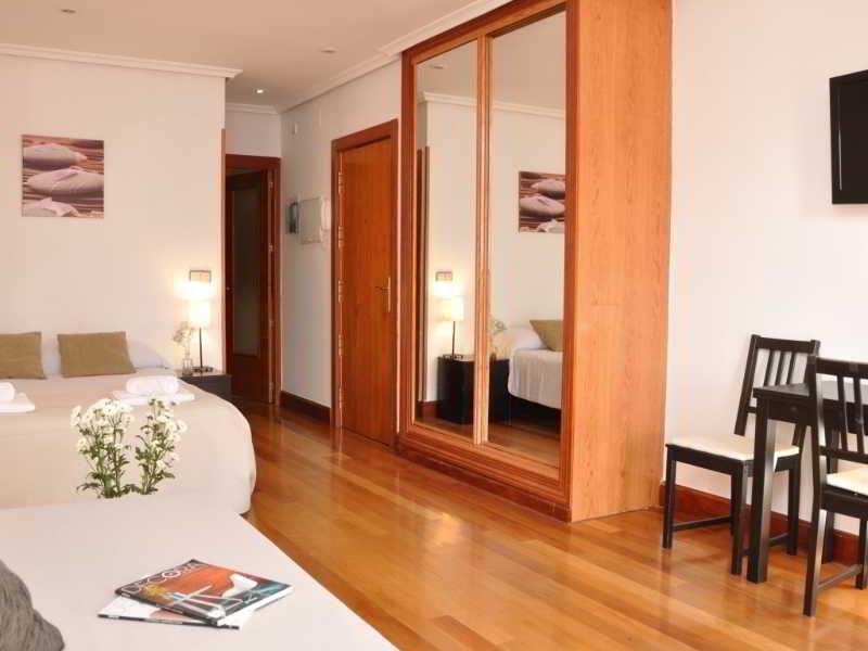 Gran Via Sol Apartamentos Madryt Zewnętrze zdjęcie
